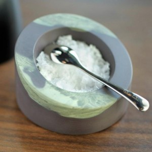 Солонка из сланца Penrhyn Welsh Slate - Коллекция Slateware Honed Veined